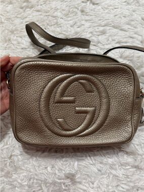 Gucci Metallic Gold Bronze Soho Disco Crossbody Bag